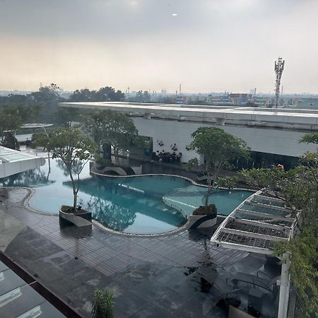 U Residence 2 Studio Apartment Pool View Tangerang Ngoại thất bức ảnh