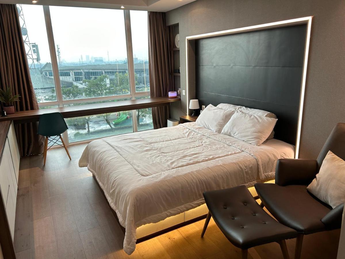 U Residence 2 Studio Apartment Pool View Tangerang Ngoại thất bức ảnh