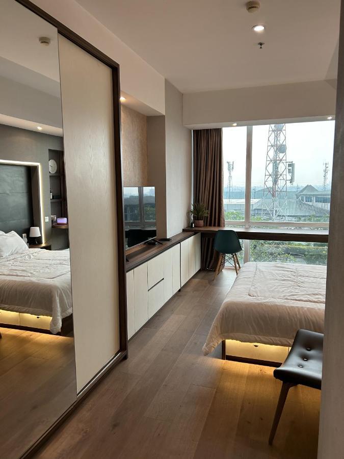 U Residence 2 Studio Apartment Pool View Tangerang Ngoại thất bức ảnh